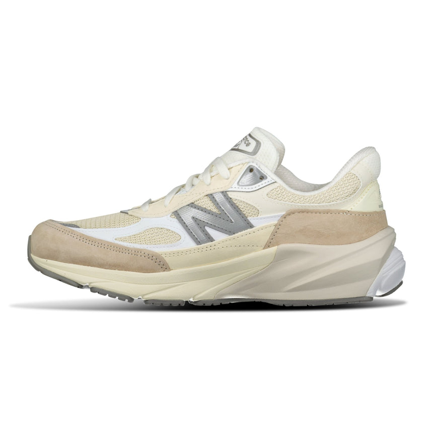 New Balance 990v6 Trainers in Beige and White - Boinclo - Outlet Sale Under Retail