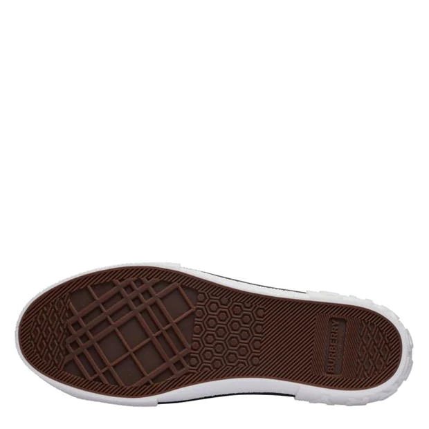 Burberry trainers discount sale
