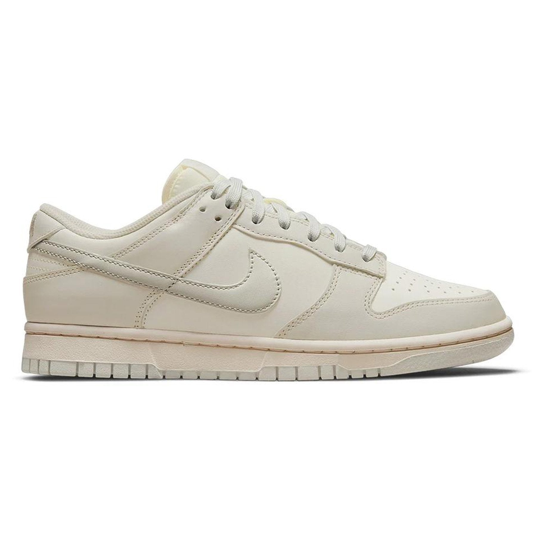 (WOMENS) Nike Dunk Low 'light Bone' Trainers